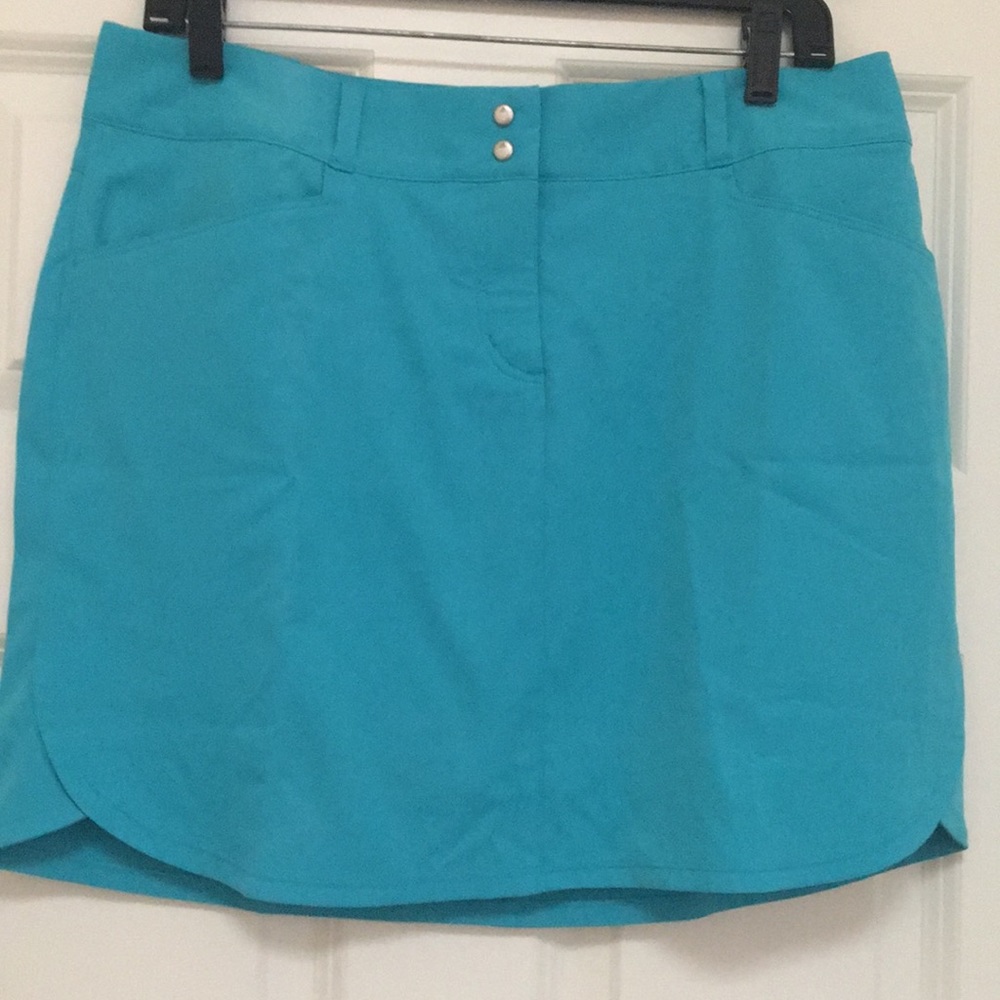 Adidas Golf/Athletic/Athleisure Skort, Sz10, very good condition!!!!!🙂